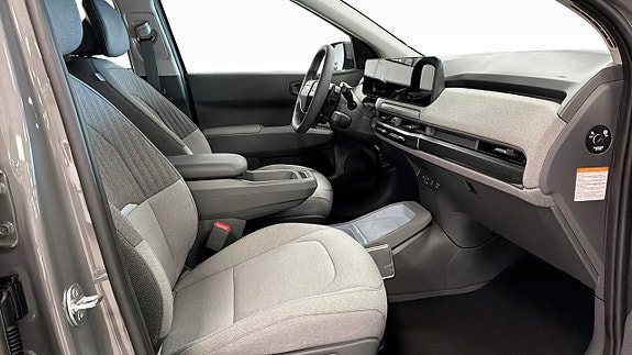 Kia EV3 3 of 13