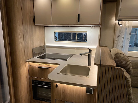 Kabe Travel Master Royal 810 LGB 7 of 16