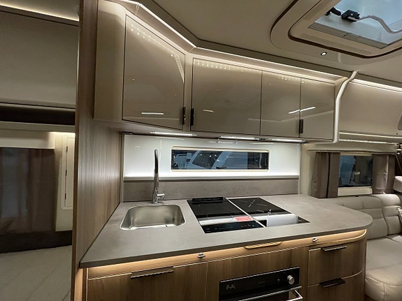 Kabe Imperial 630 TDL E2 KS /AC/Läder/Långbäddar/Badrum bak 24 of 30