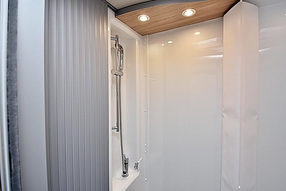 Knaus 650 MEG Van TI Plus Platinum Selection Långbäddar 25 of 27