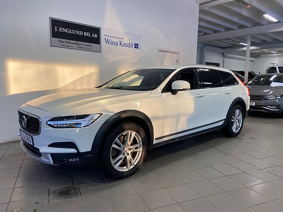 Volvo V90 Cross Country