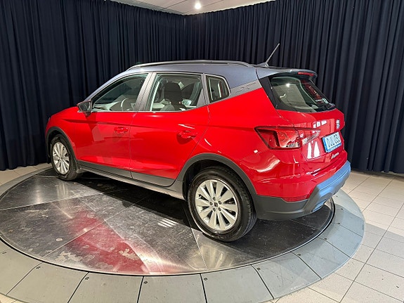 Seat Arona 4 of 14