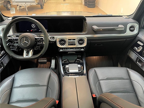 Mercedes-Benz G63 13 of 24