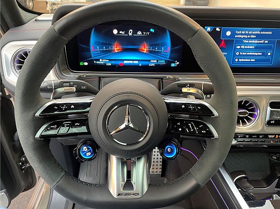 Mercedes-Benz G63 21 of 24