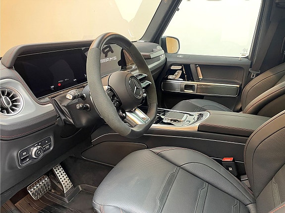 Mercedes-Benz G63 7 of 24