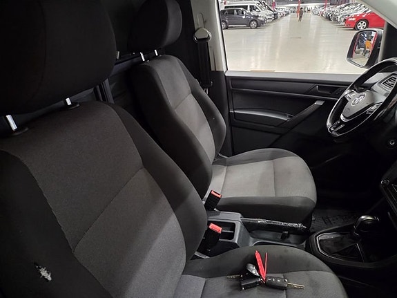 Volkswagen Caddy 4 of 5