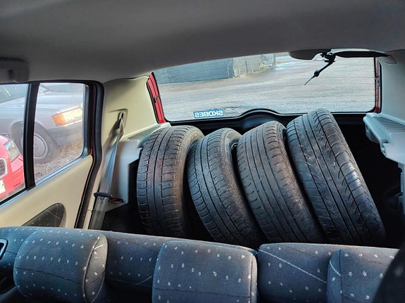 Renault Clio 6 of 11