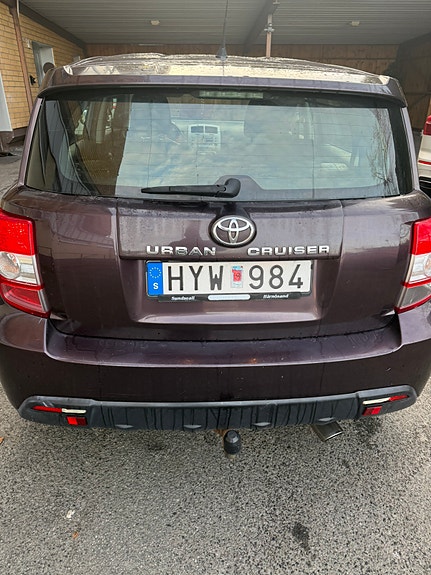 Toyota Urban Cruiser 3 of 5