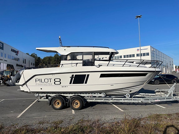 Finnmaster Pilot 8 Yamaha 2x200XCA