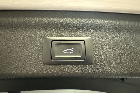 Audi Q3 25 of 28