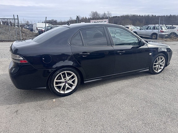 Saab 9-3 4 of 5