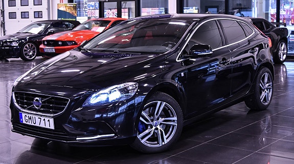 Volvo V40