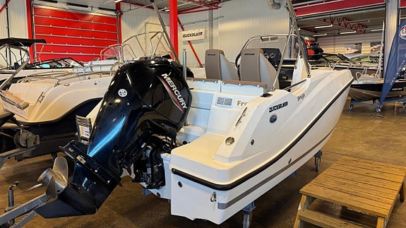 Quicksilver 555 Open / Mercury F115 CT -21 2 of 5