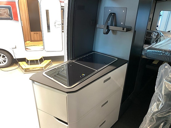 Adria Twin Supreme 600 SPB 5 of 7