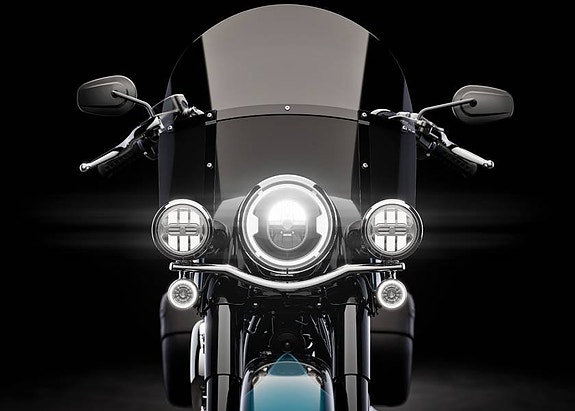 Harley-Davidson Heritage Classic 117 9 of 10