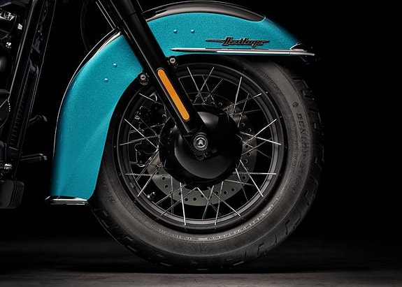 Harley-Davidson Heritage Classic 117 5 of 10
