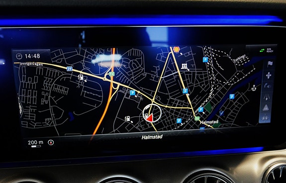 Mercedes-Benz E400 15 of 24