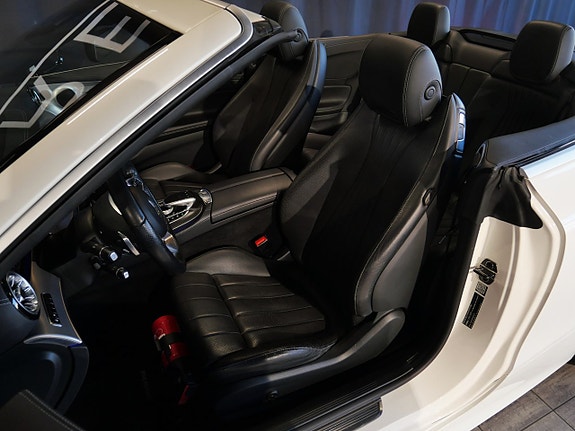 Mercedes-Benz E400 10 of 24