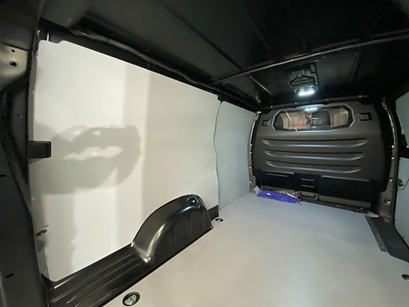 Opel Vivaro 30 of 30
