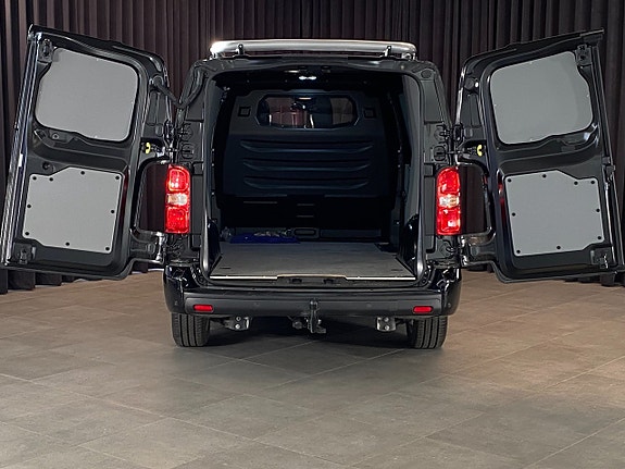 Opel Vivaro 26 of 30