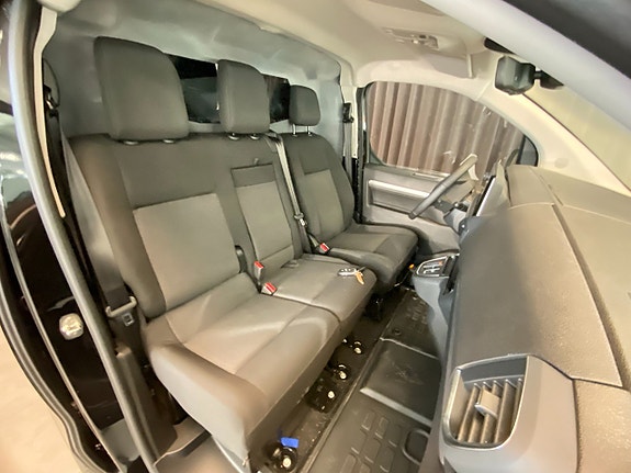 Opel Vivaro 10 of 30