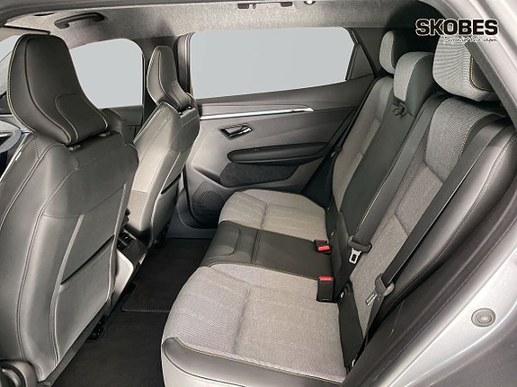 Renault Scenic E-Tech 8 of 17