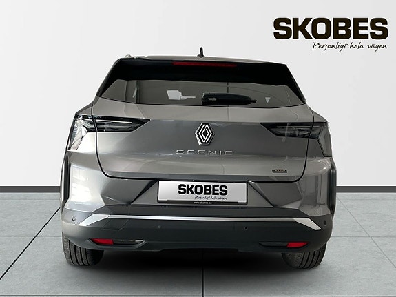 Renault Scenic E-Tech 5 of 5