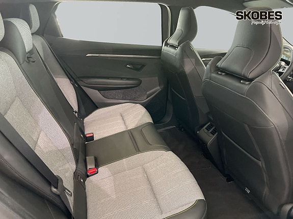 Renault Scenic E-Tech 9 of 17