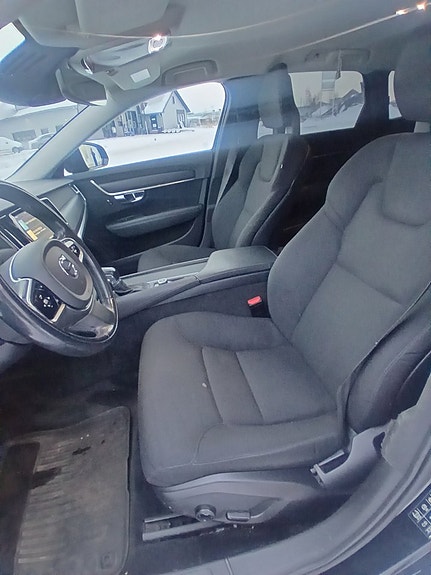 Volvo V90 10 of 11