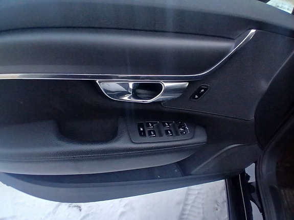 Volvo V90 11 of 11