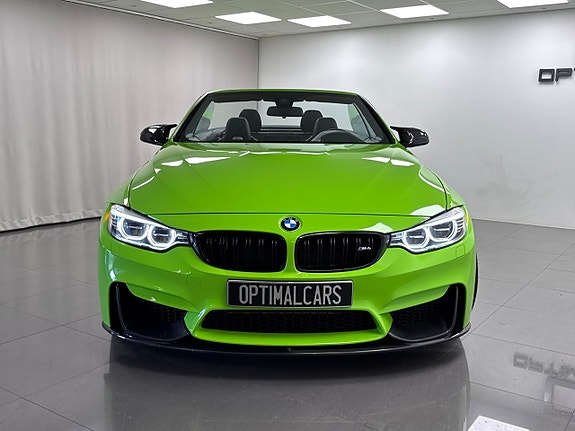 BMW M4 3 of 22