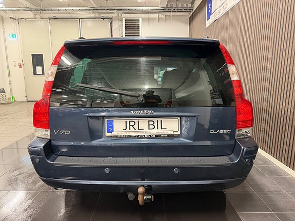 Volvo V70 15 of 24