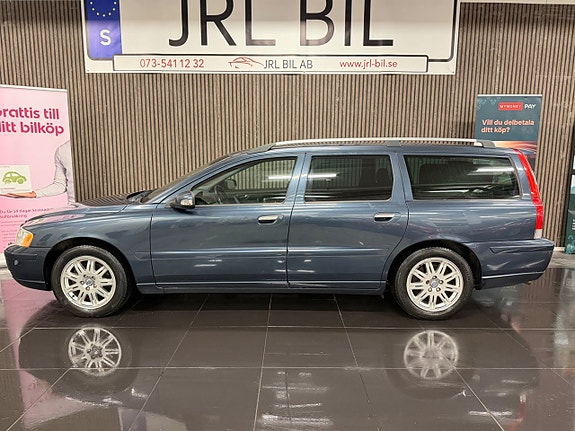 Volvo V70 17 of 24