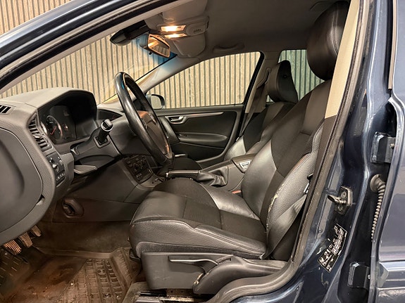Volvo V70 23 of 24