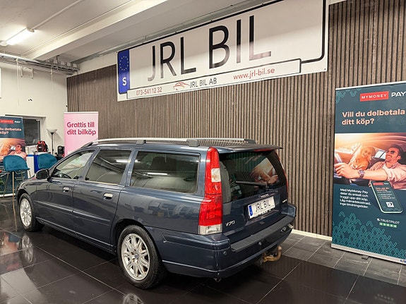 Volvo V70 14 of 24
