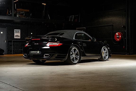 Porsche 911 7 of 30