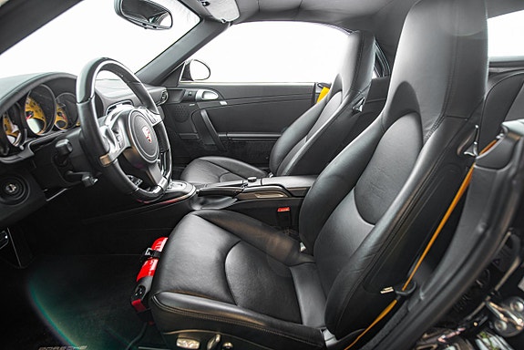 Porsche 911 14 of 30