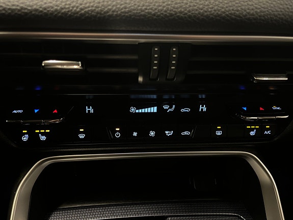 Mazda CX-60 19 of 26