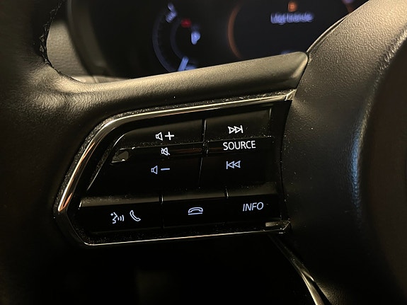 Mazda CX-60 17 of 26
