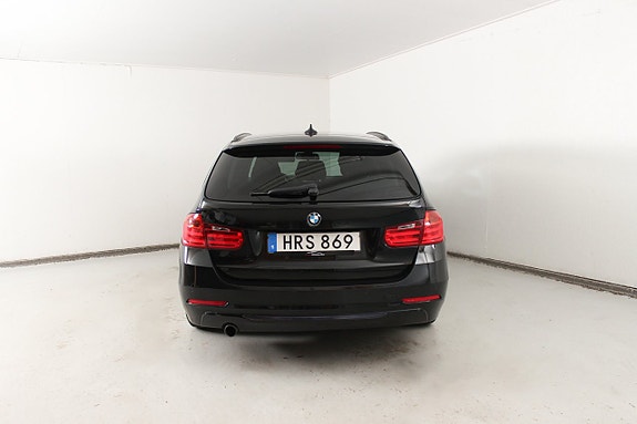 BMW 318 11 of 24