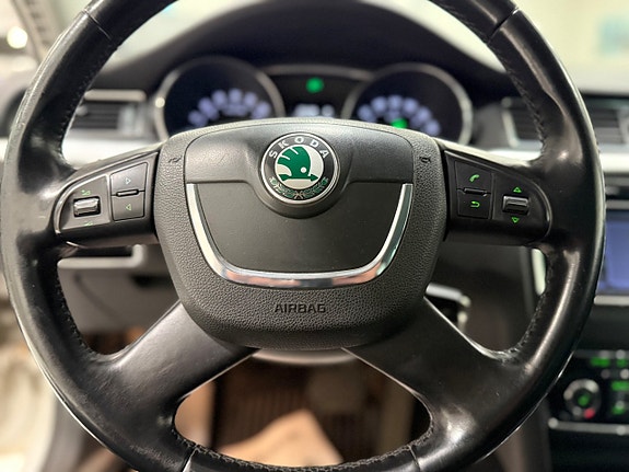 Skoda Superb 6 of 16