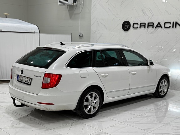 Skoda Superb 16 of 16