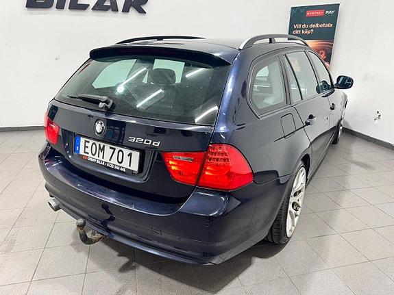 BMW 320 9 of 16