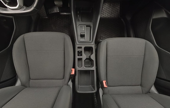 Volkswagen Caddy 8 of 19