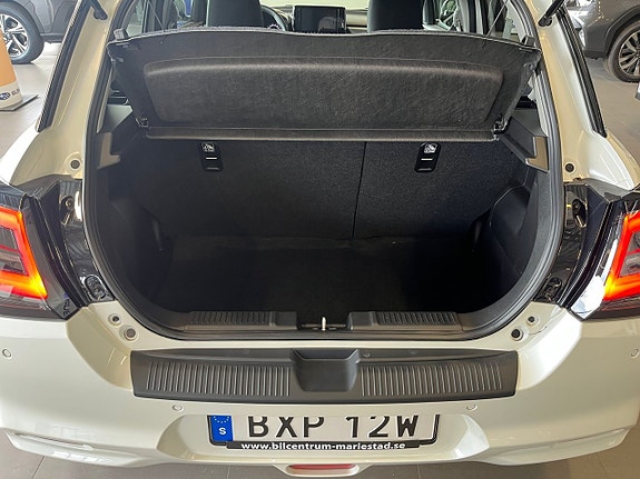 Suzuki Swift 6 of 11