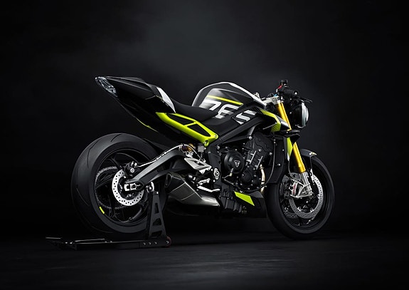 Triumph STREET TRIPLE 765 MOTO2™ EDITION OKTOBERFEST | 0–2,95 % RÄNTA 4 of 17