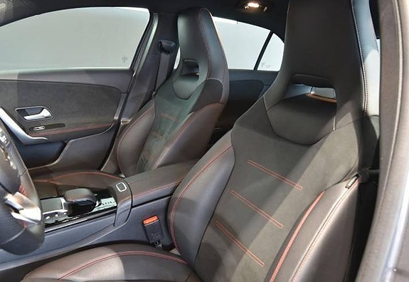 Mercedes-Benz A250 e 5 of 5