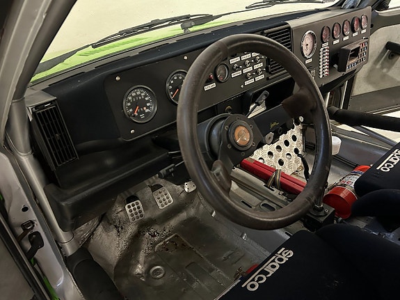 Lancia Delta 16 of 26