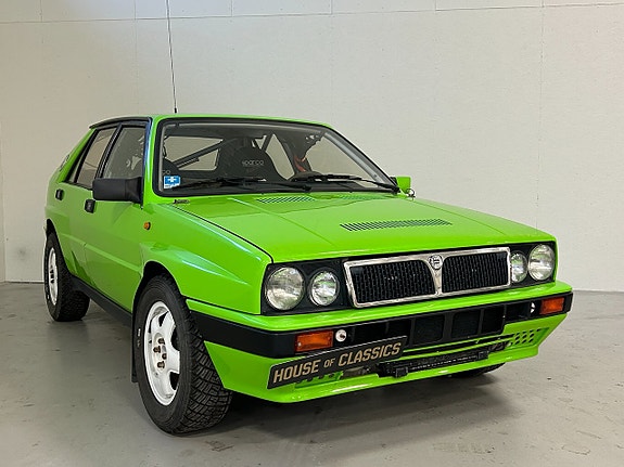 Lancia Delta 3 of 26