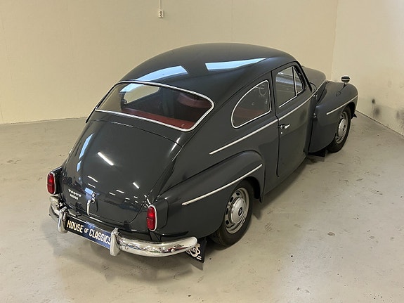 Volvo PV 12 of 24